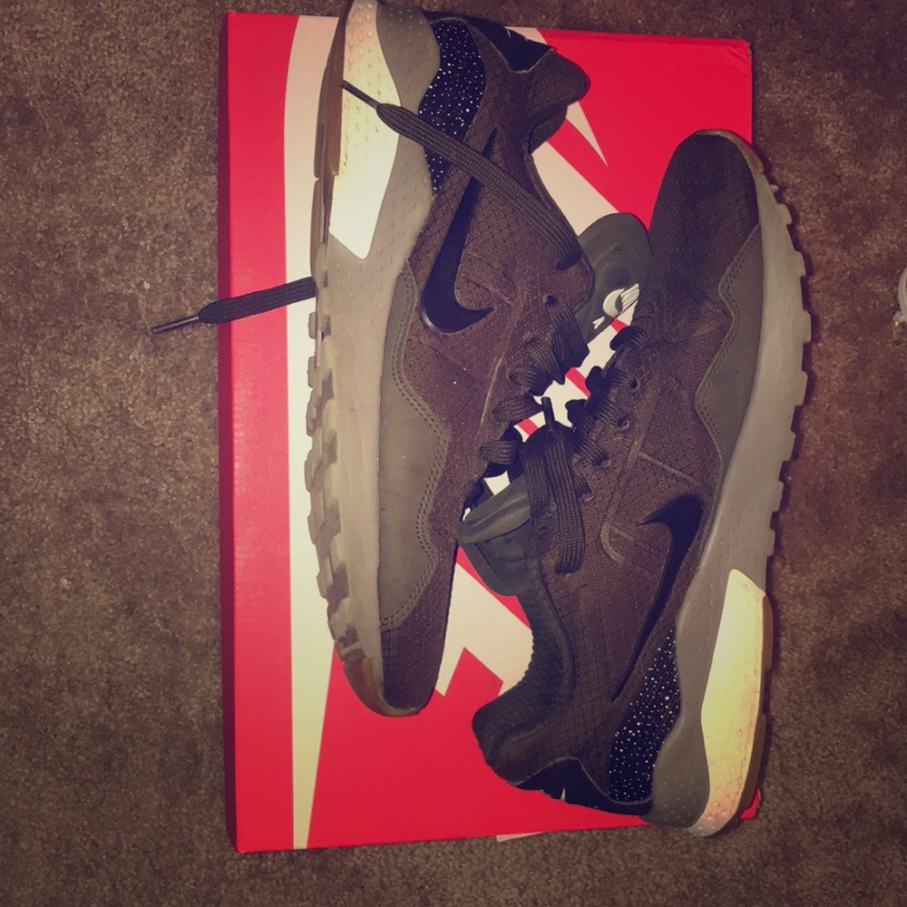 Nike Air Max Green Colorway with Green Laces.